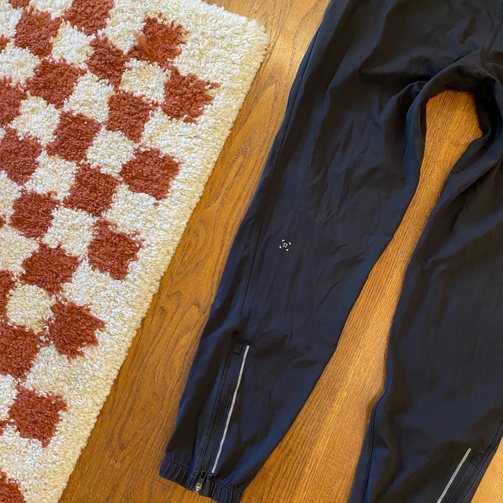 Lululemon Athletica Black Jogger Track Pants - Picture 3 of 6